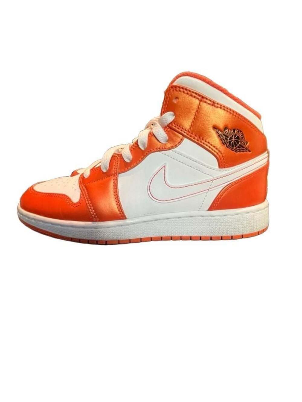 Air Jordan 1 Mid SE Metallic Orange / Electro Orange Sneakers